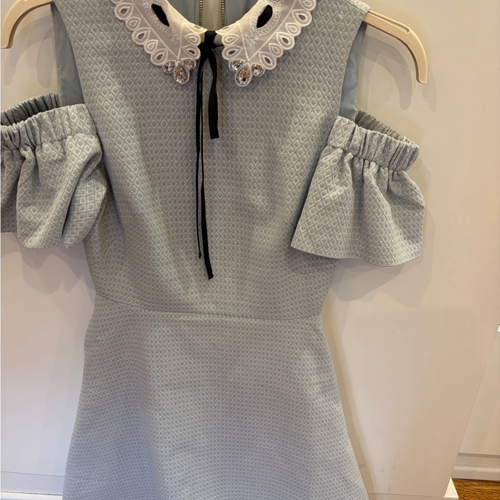 Ted Baker London Pale Blue Embellished Cold Shoulder Dress Size 0